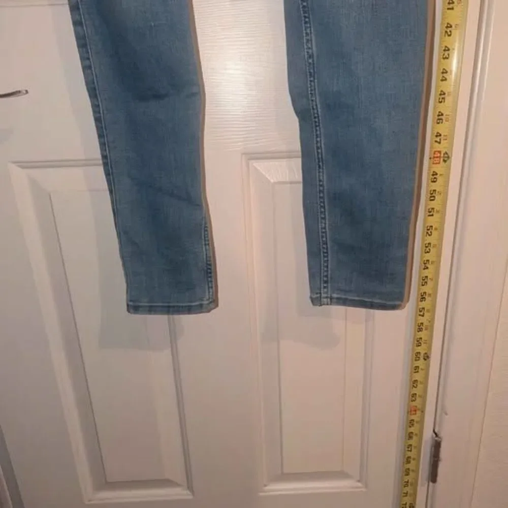 Unbranded take look